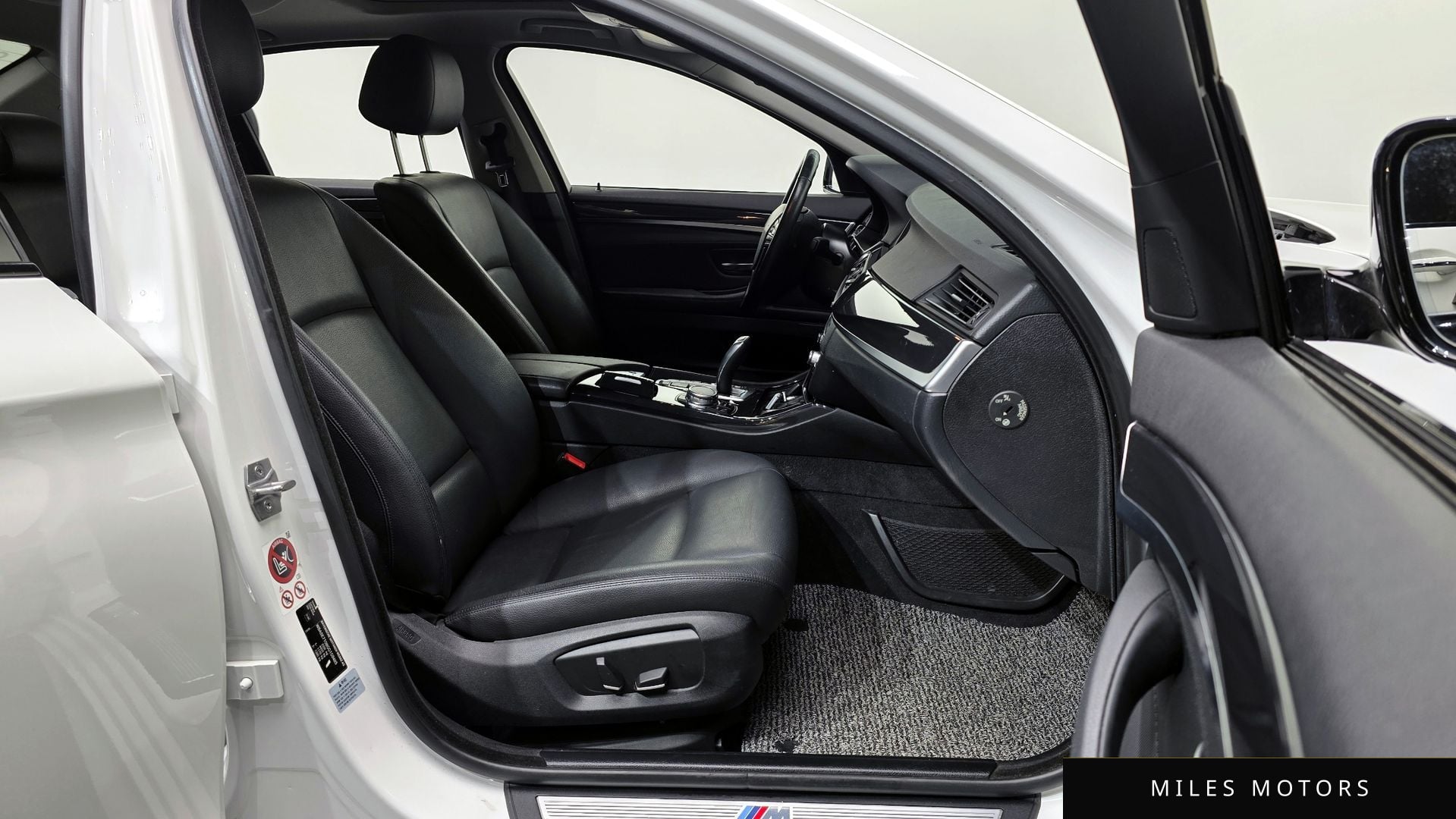 BMW 5 Series (F10) 2016 — миниатюра 11