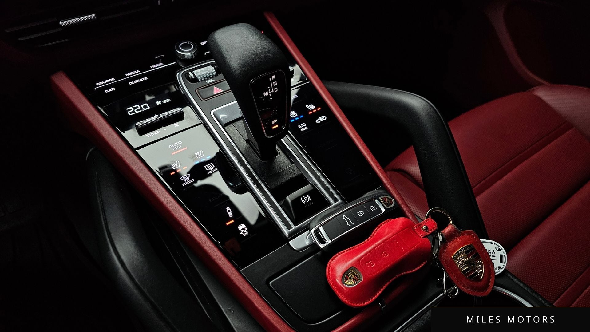 Porsche Cayenne 2023 — миниатюра 9