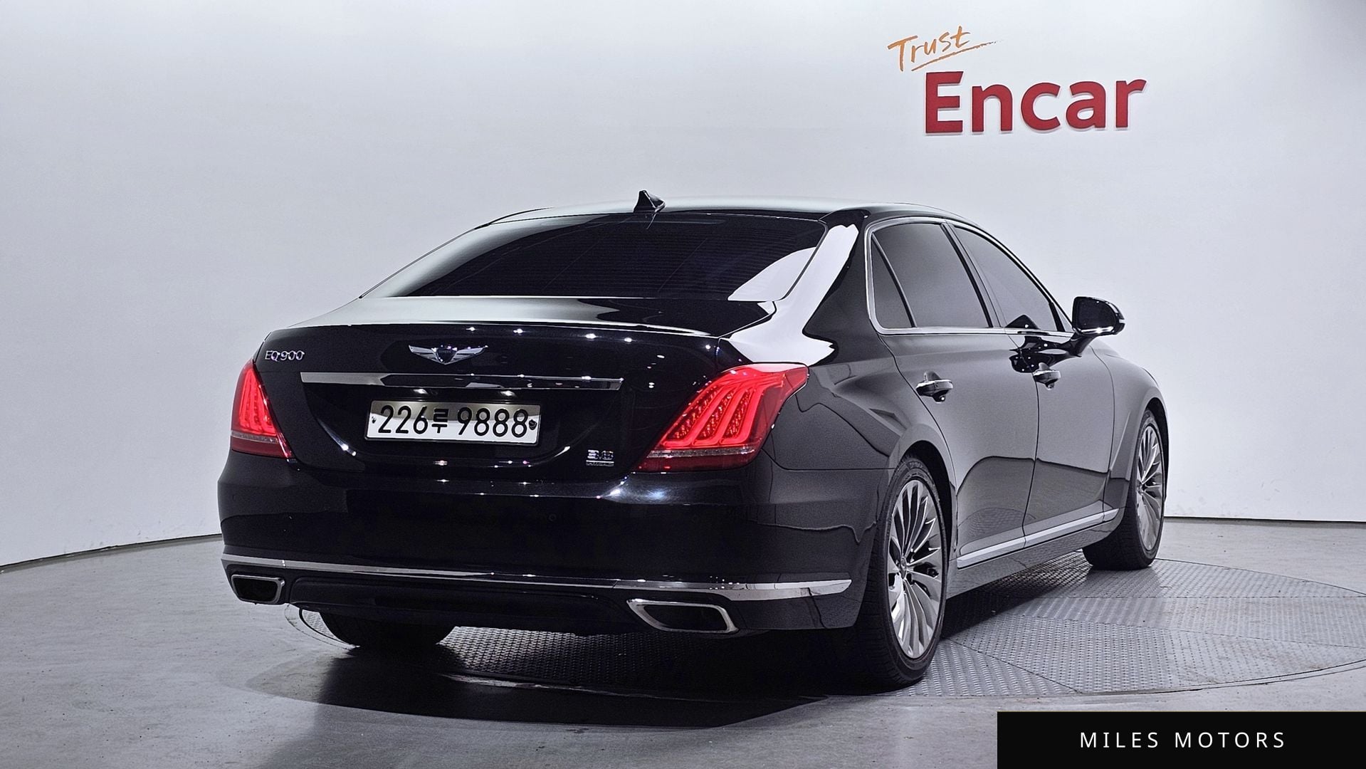 Genesis EQ900 2018 — миниатюра 2