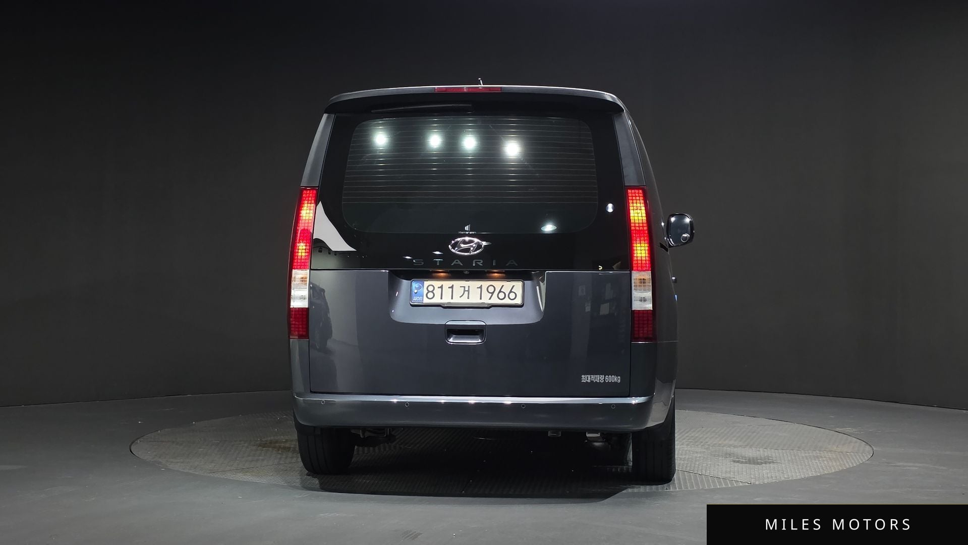Hyundai Staria 2022 — миниатюра 4