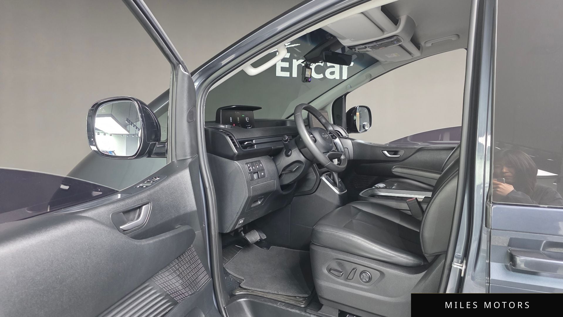 Hyundai Staria 2022 — миниатюра 11