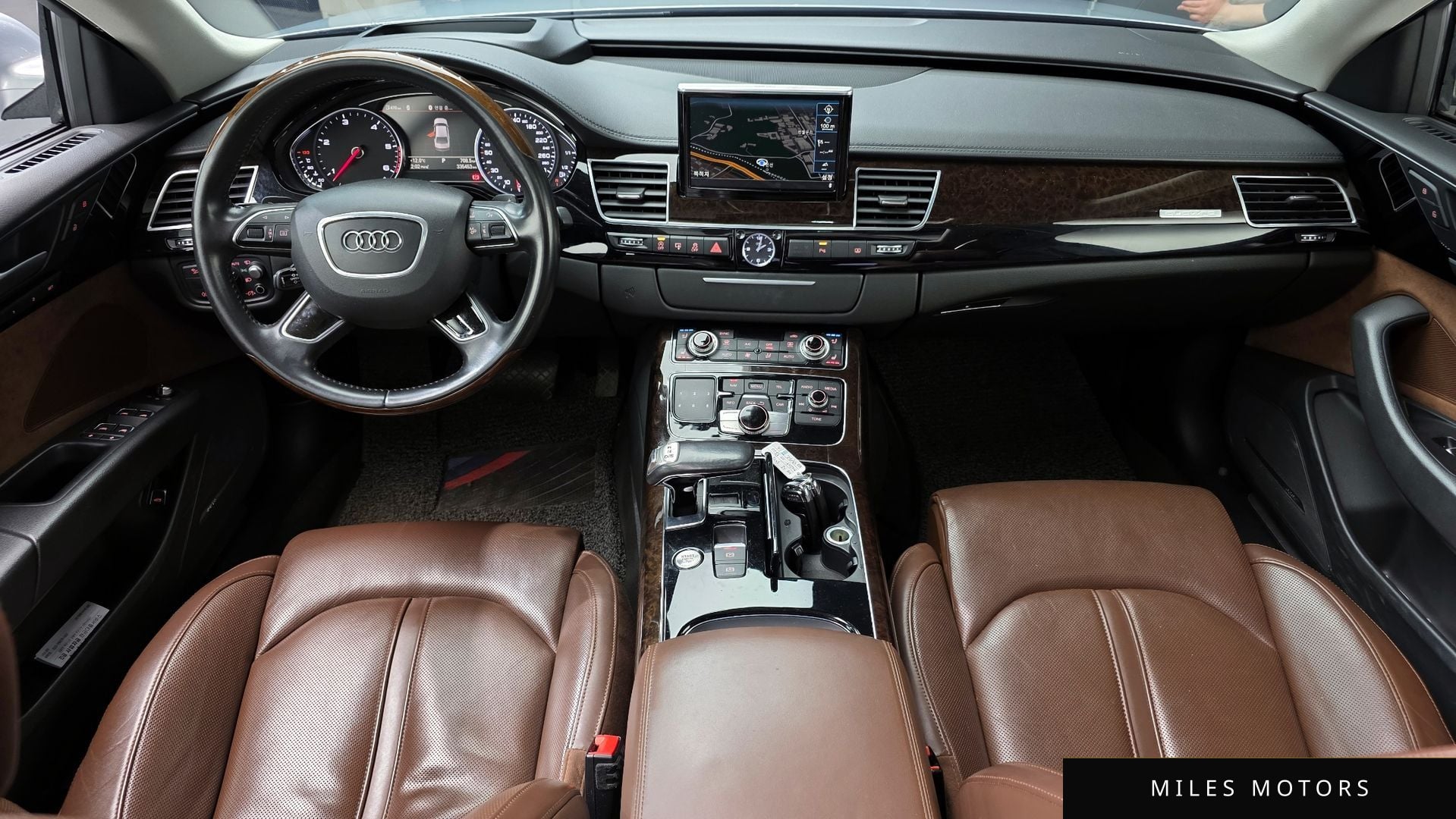 Audi A8 2015 — миниатюра 7