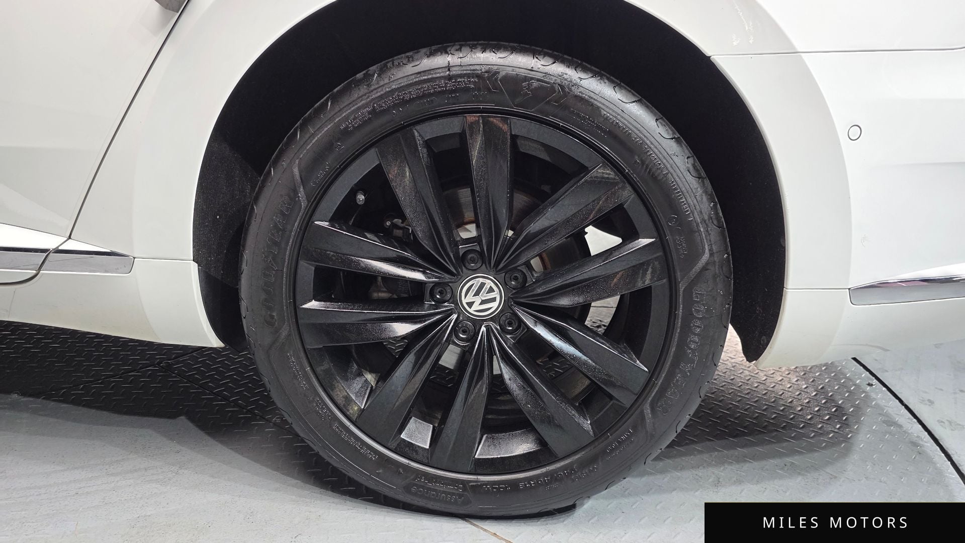 Volkswagen 아테온 2019 — миниатюра 4