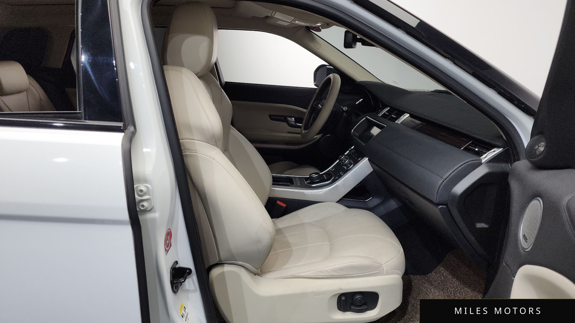 Land Rover Range Rover Evoque 2017 — миниатюра 11