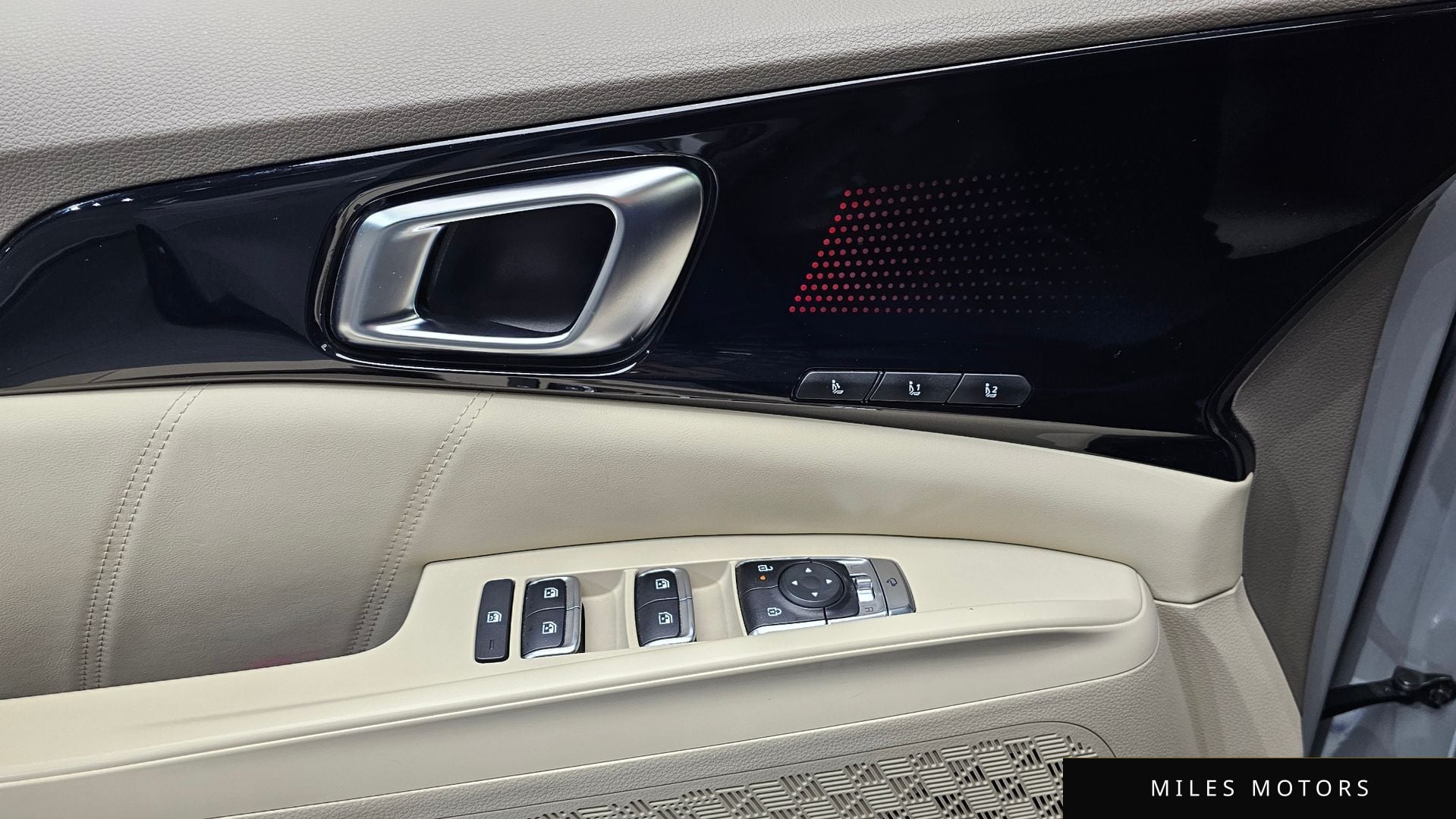 Kia Canival 2025 — миниатюра 17