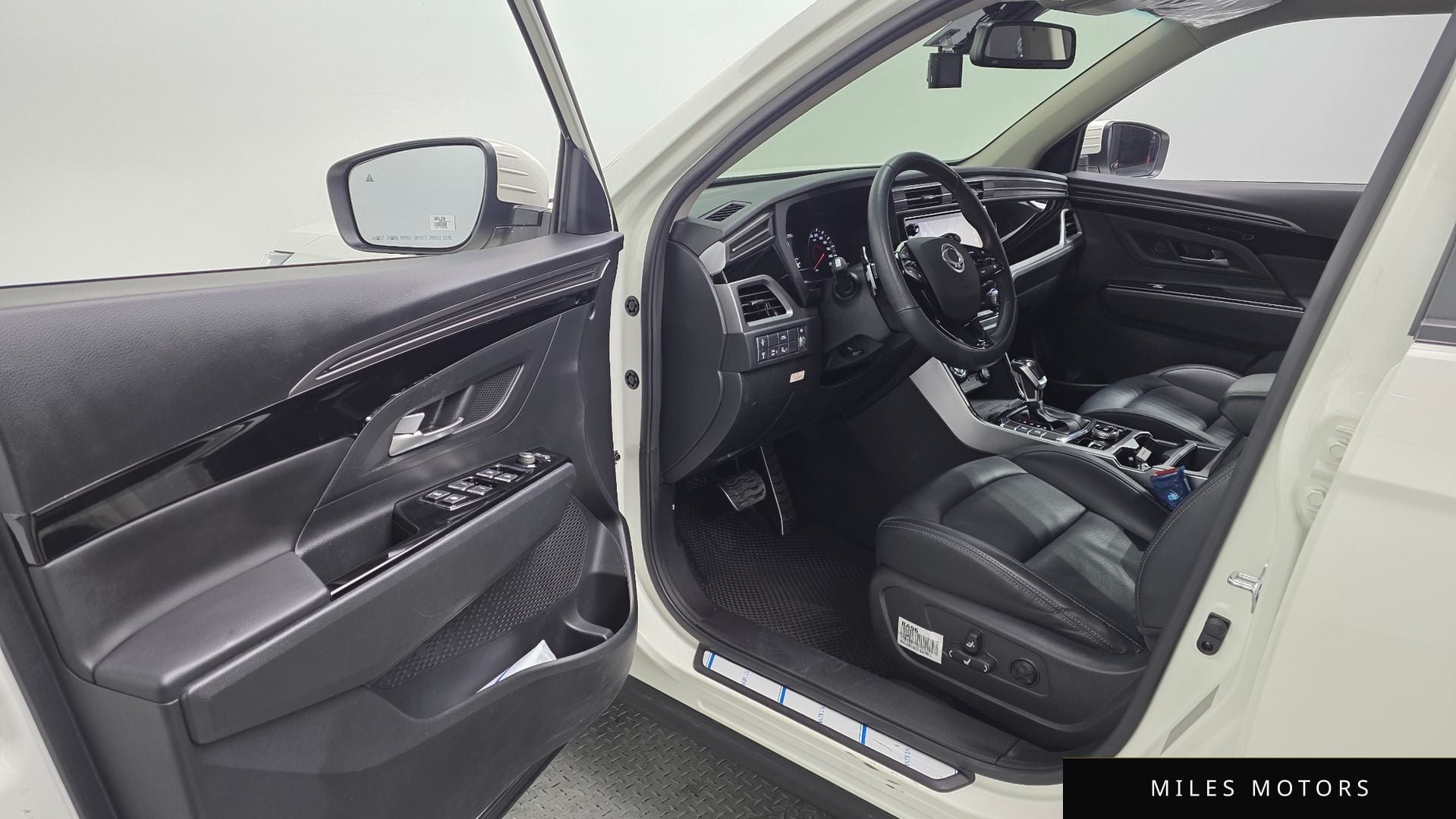 KG Mobility Beautiful Korando 2024 — миниатюра 10