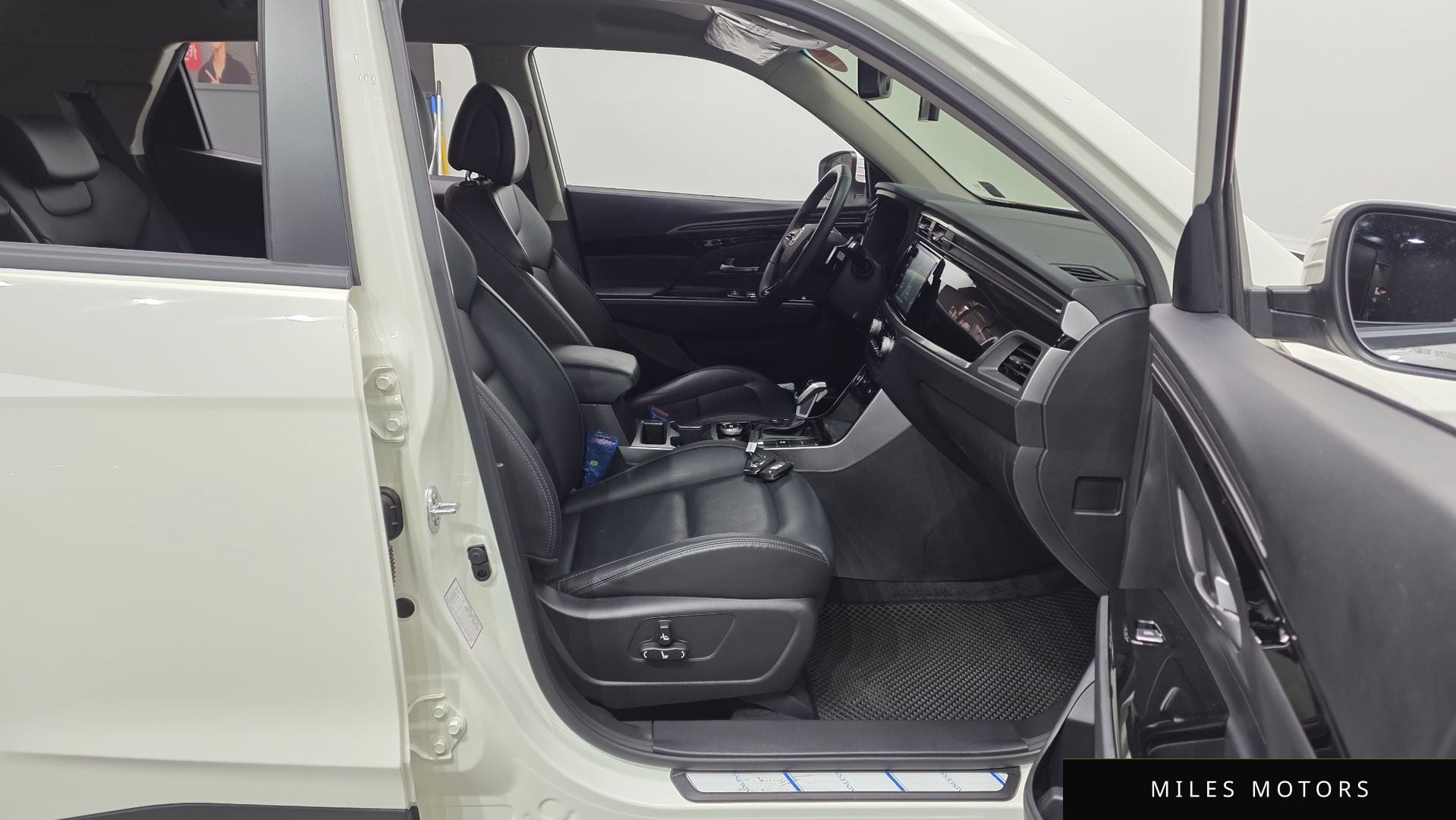 KG Mobility Beautiful Korando 2024 — миниатюра 11