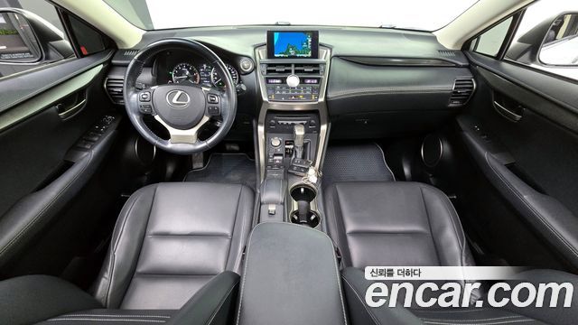 Лексус NX200t 2015 — миниатюра 7
