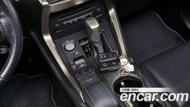 Лексус NX200t 2015 — миниатюра 9