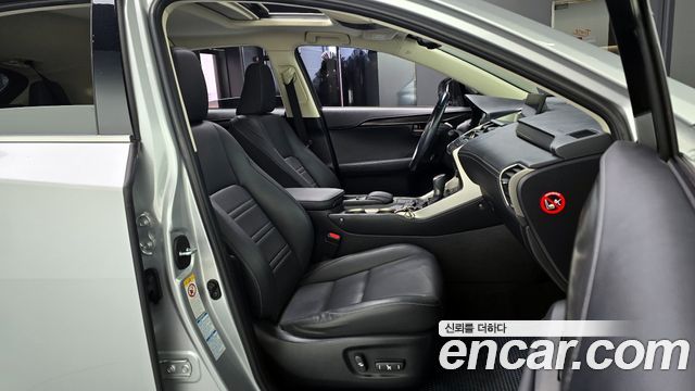 Лексус NX200t 2015 — миниатюра 10
