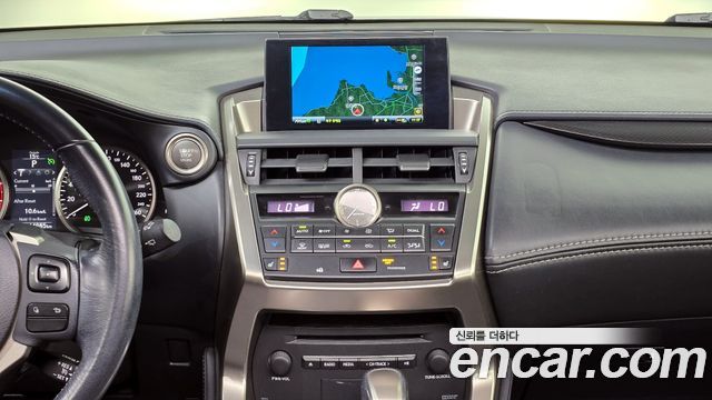 Лексус NX200t 2015 — миниатюра 16