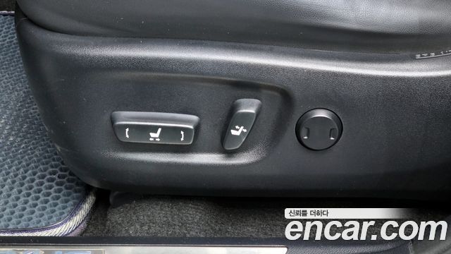 Лексус NX200t 2015 — миниатюра 17