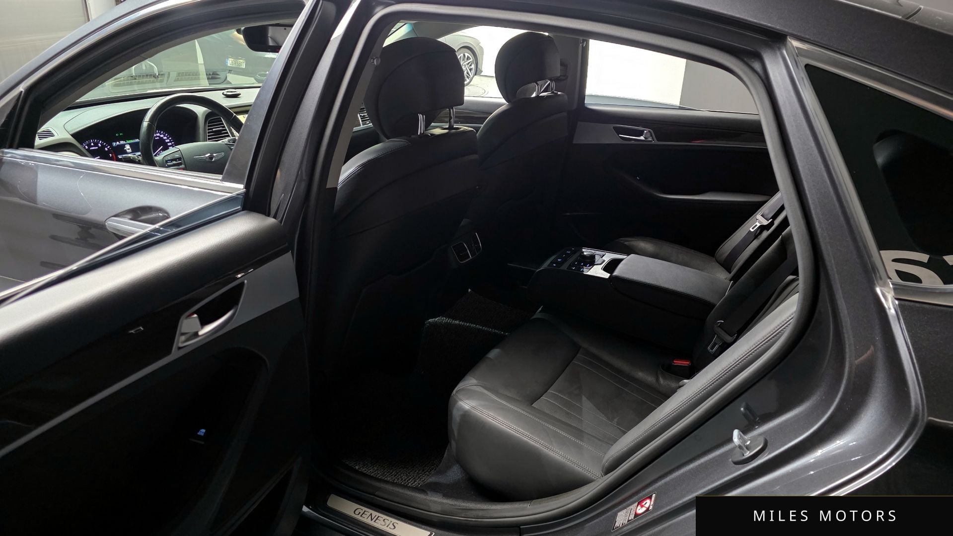 Genesis G80 2018 — миниатюра 11