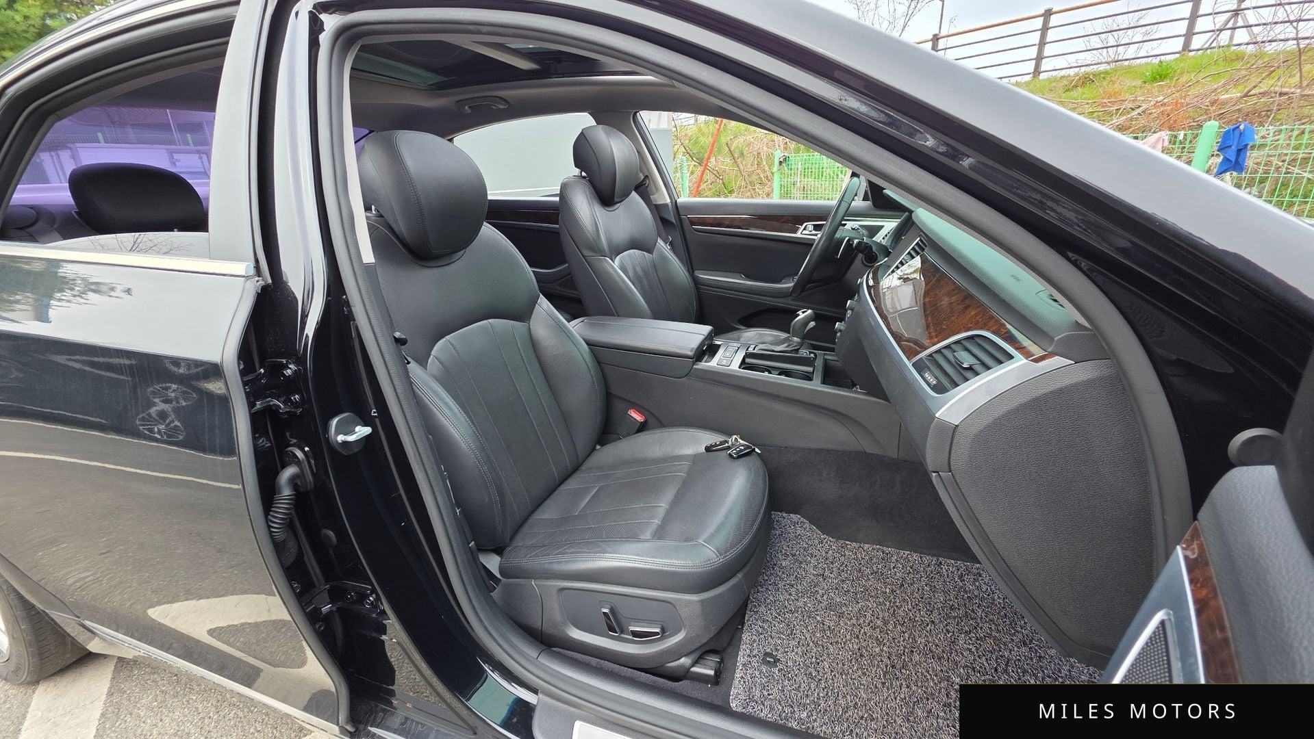 Hyundai Genesis 2016 — миниатюра 10