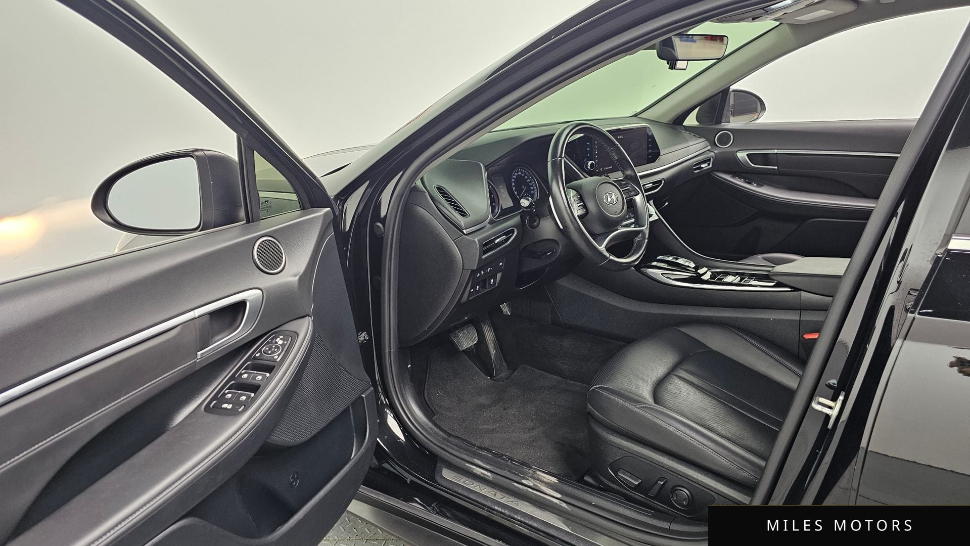 Hyundai Sonata 2022 — миниатюра 10