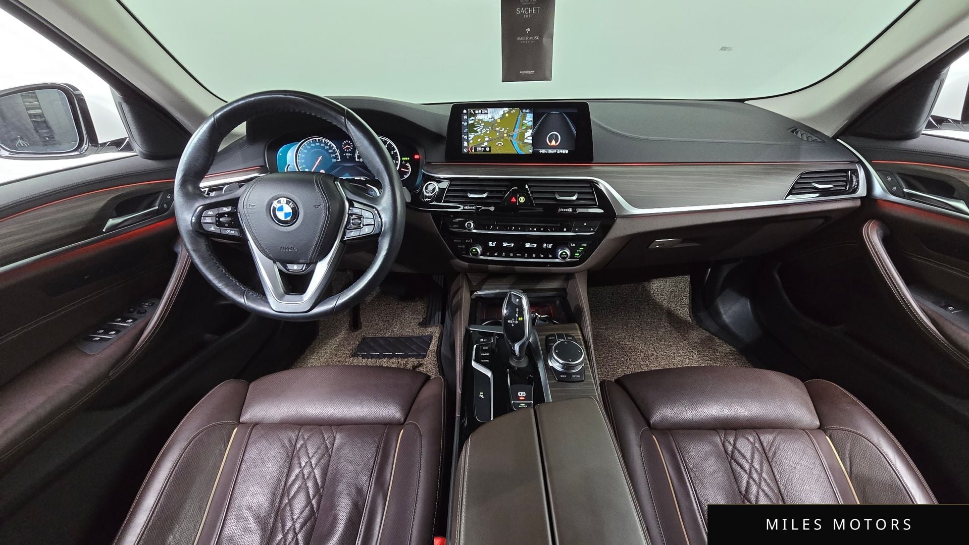 BMW 5 Series (G30) 2018 — миниатюра 7