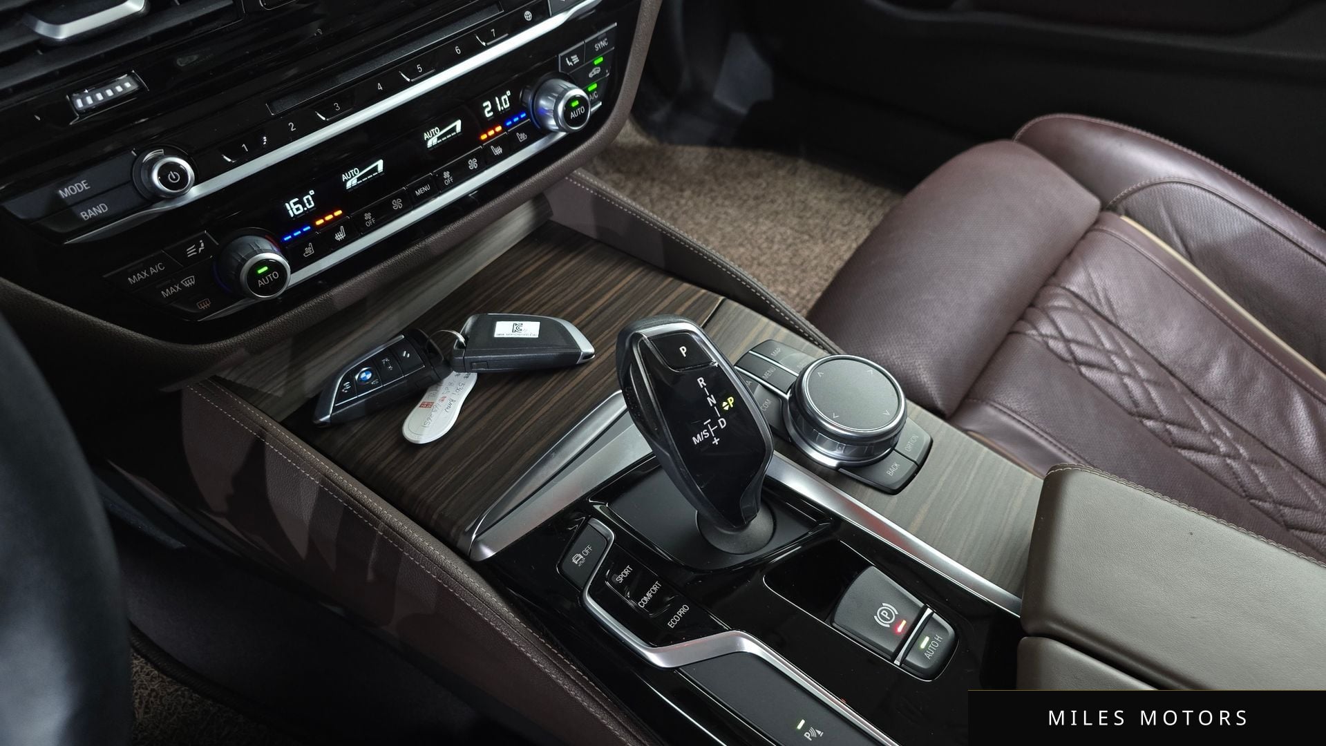 BMW 5 Series (G30) 2018 — миниатюра 9