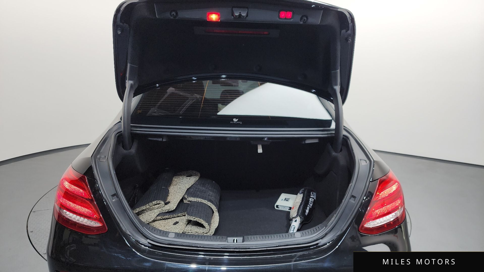 Mercedes-Benz E-클래스 W213 2019 — миниатюра 20