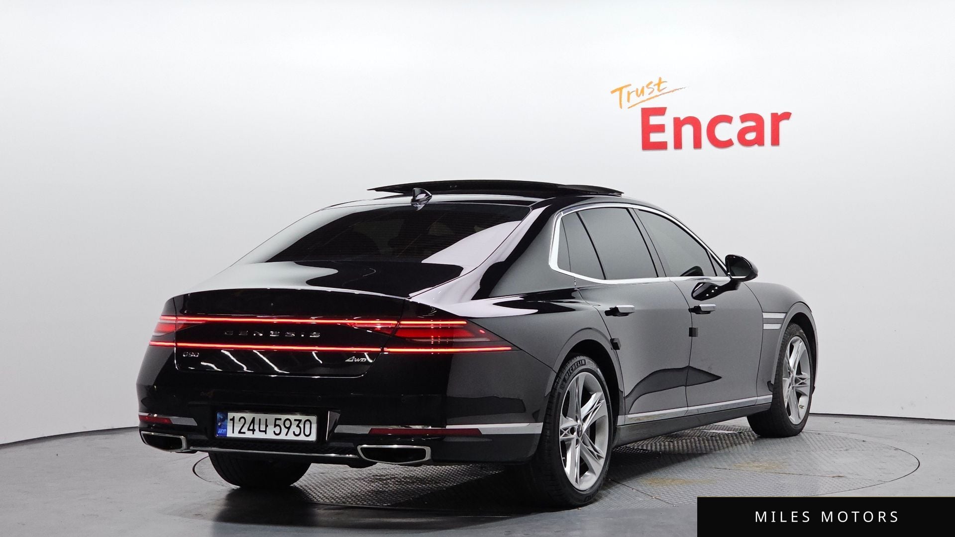 Genesis G90 (RS4) 2022 — миниатюра 2