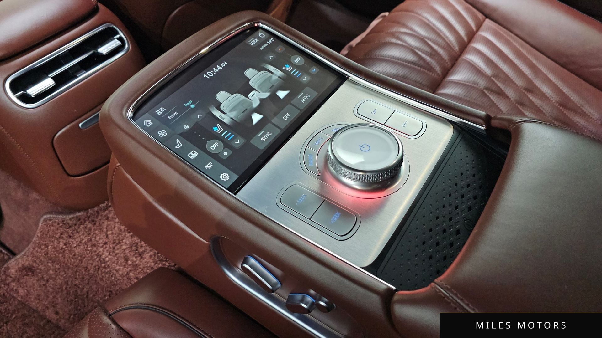 Genesis G90 (RS4) 2022 — миниатюра 18