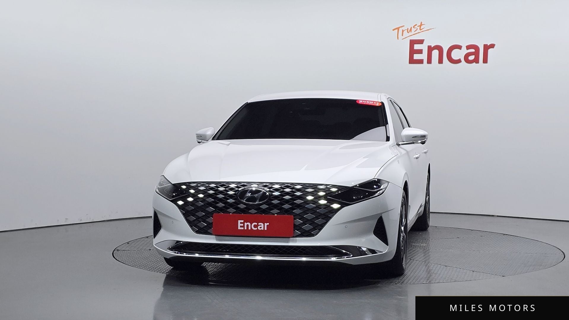 Hyundai Grandeur 2022 — миниатюра 2