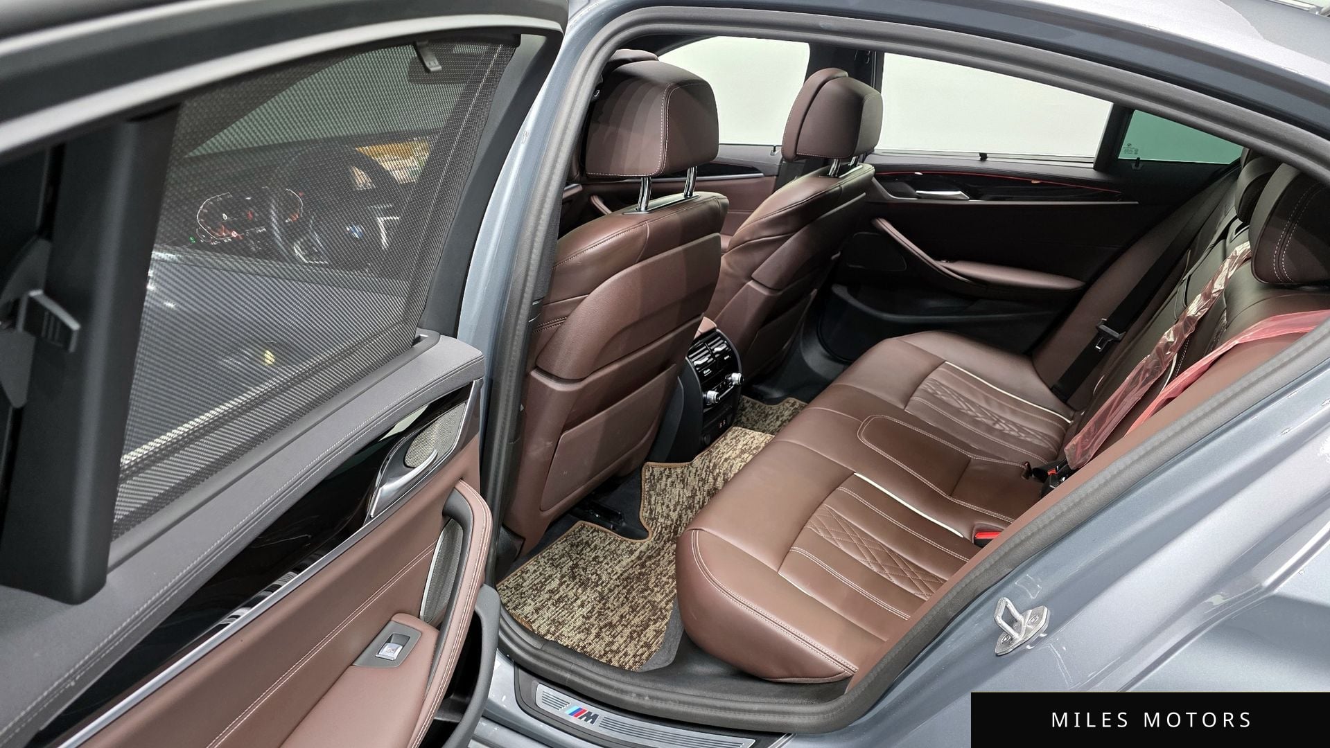BMW 5 Series (G30) 2023 — миниатюра 12