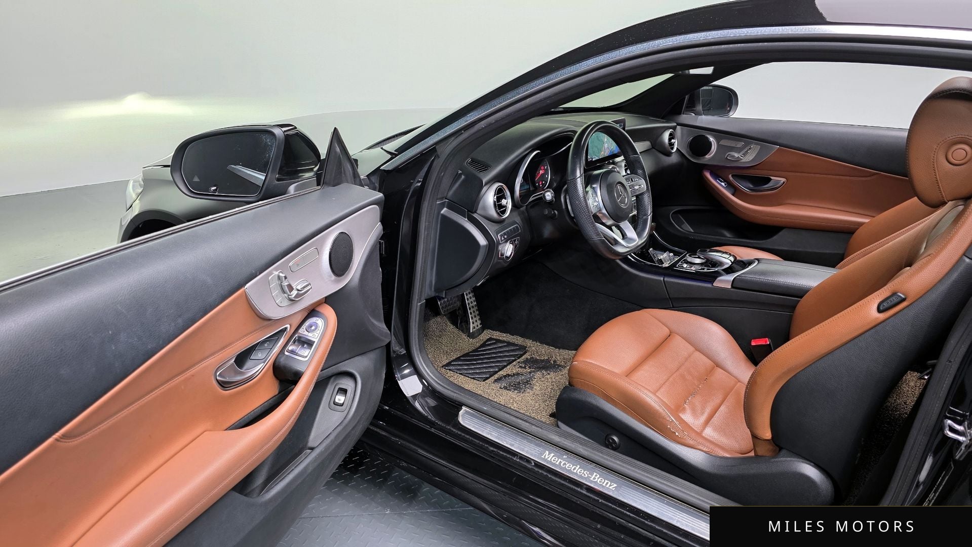 Mercedes-Benz C-Class W205 2019 — миниатюра 11