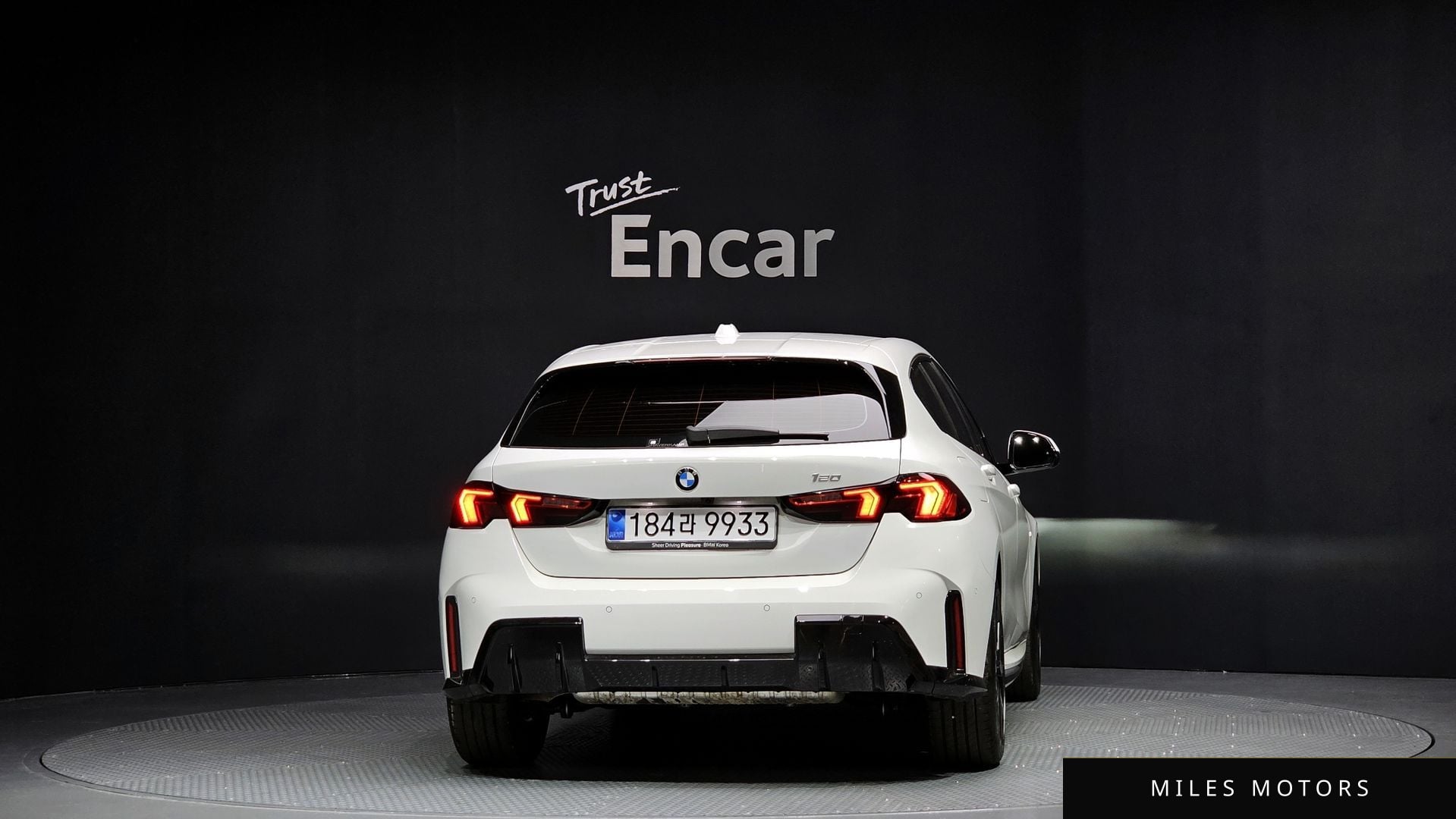 BMW 1 Series (F70) 2025 — миниатюра 4