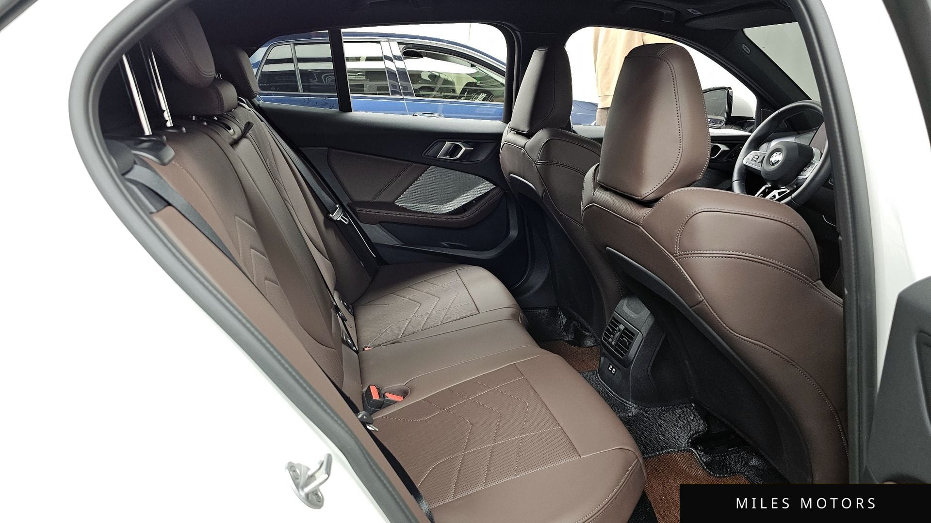 BMW 1 Series (F70) 2025 — миниатюра 12