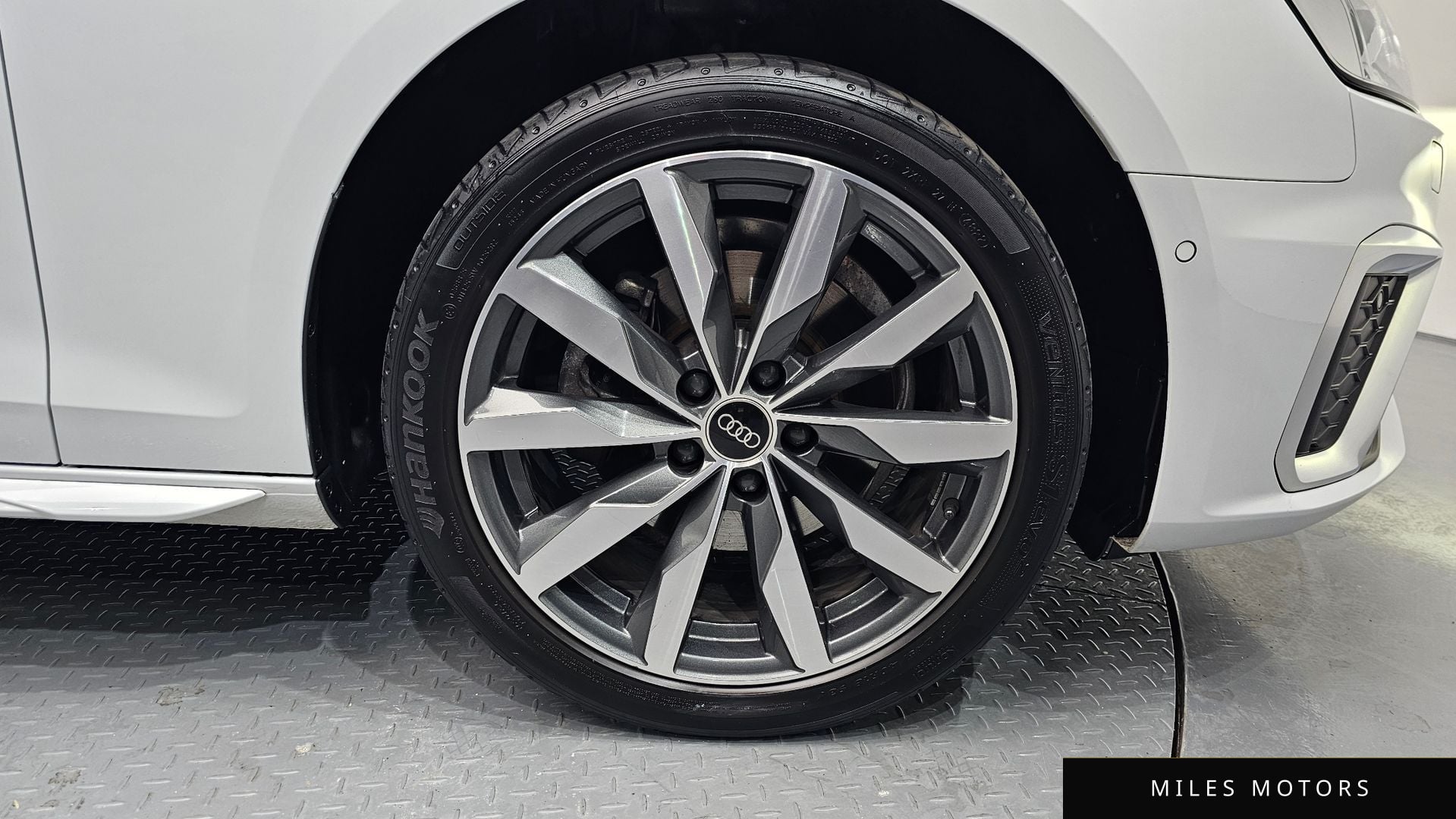Audi A4 (B9) 2023 — миниатюра 5