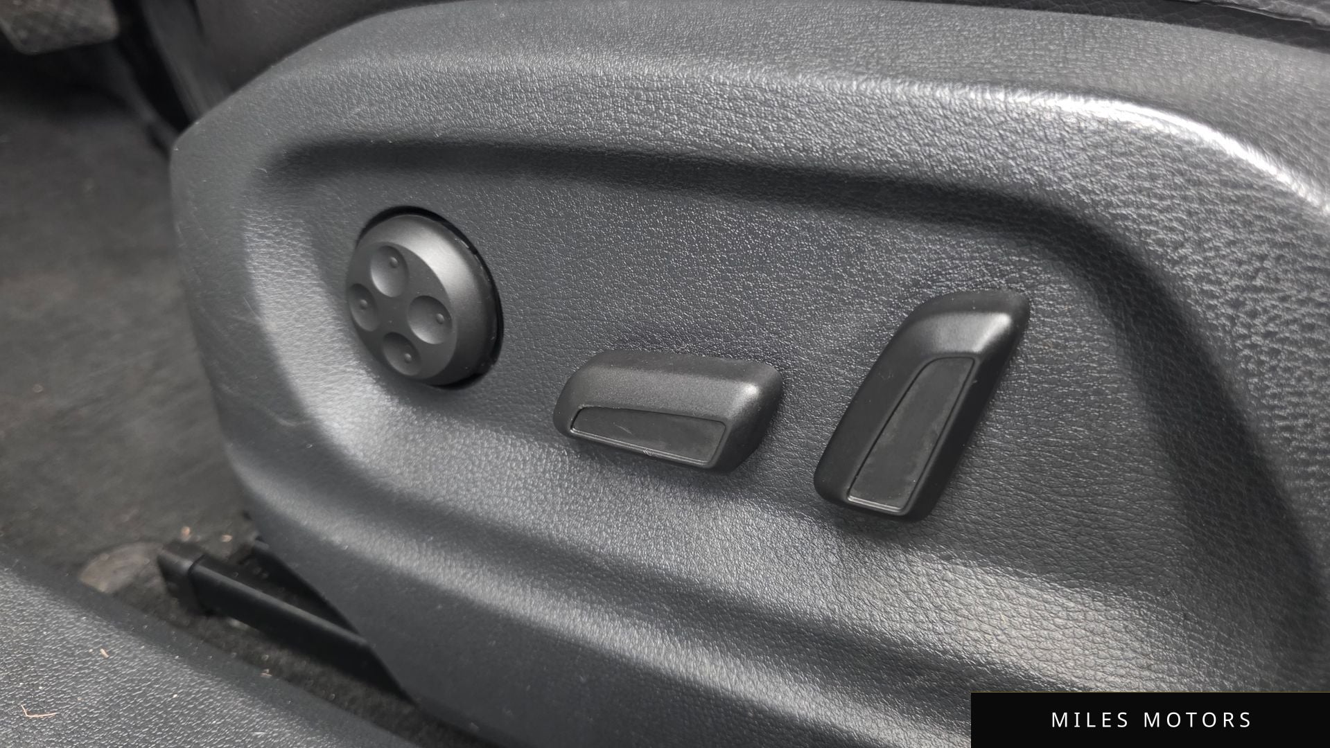 Volkswagen 티구안 2016 — миниатюра 18