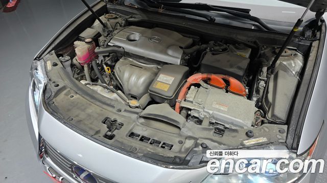 Лексус ES300h 2015 — миниатюра 6