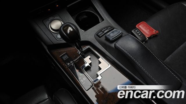 Лексус ES300h 2015 — миниатюра 9