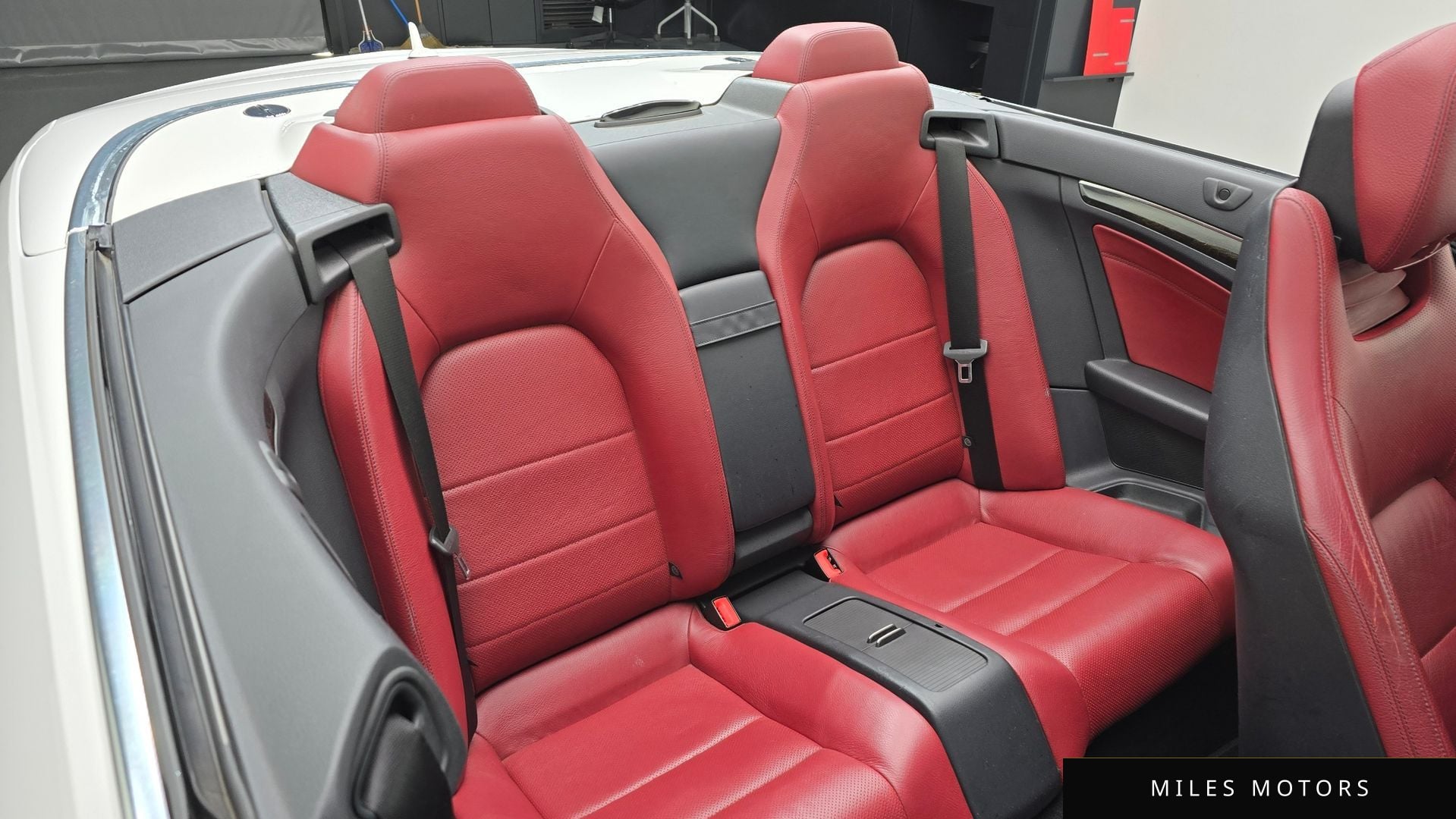 Mercedes-Benz E-Class W212 2015 — миниатюра 12