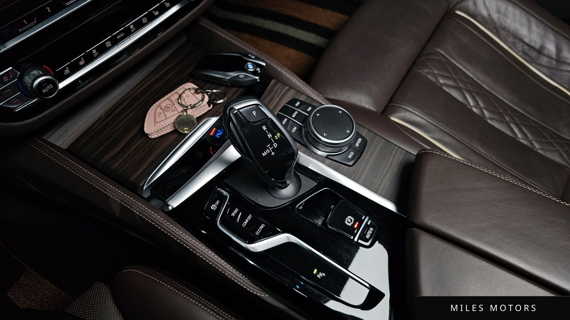 BMW 5 Series (G30) 2021 — миниатюра 9