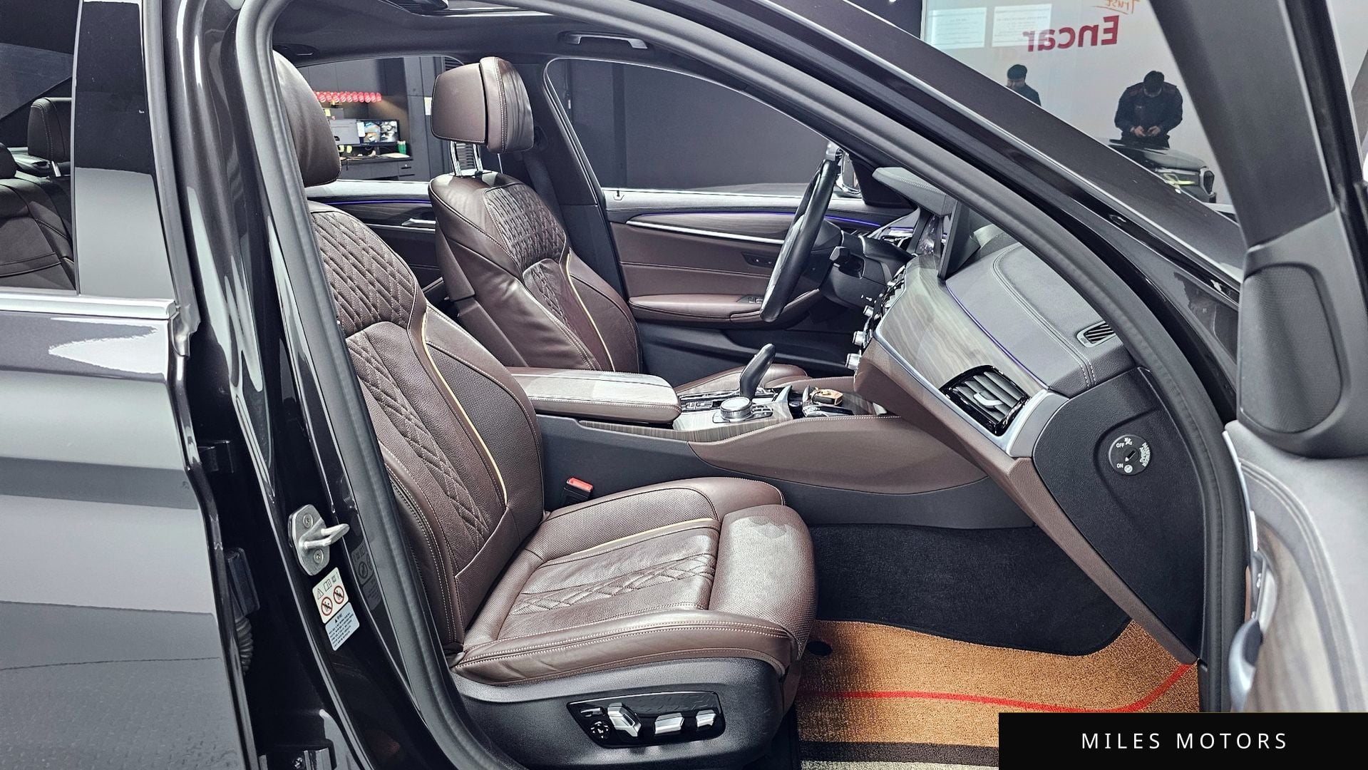 BMW 5 Series (G30) 2021 — миниатюра 10