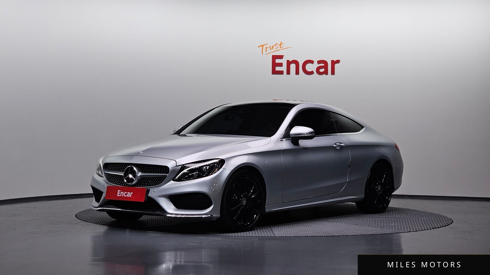 Mercedes-Benz C-Class W205 2016 — фото 1 из 12