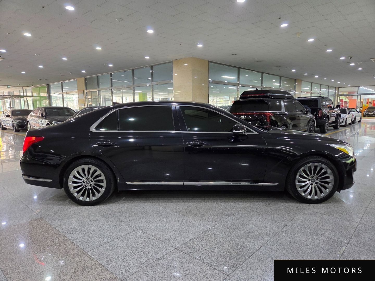 Genesis EQ900 2018 — миниатюра 5