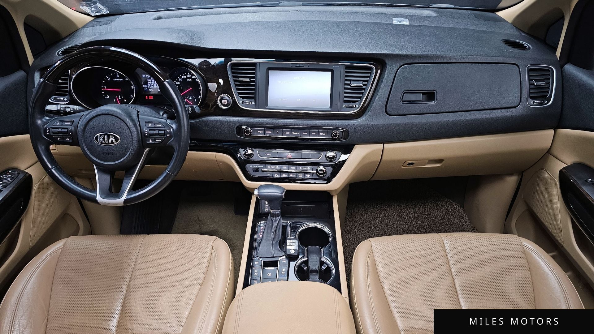 Kia Canival 2019 — миниатюра 7