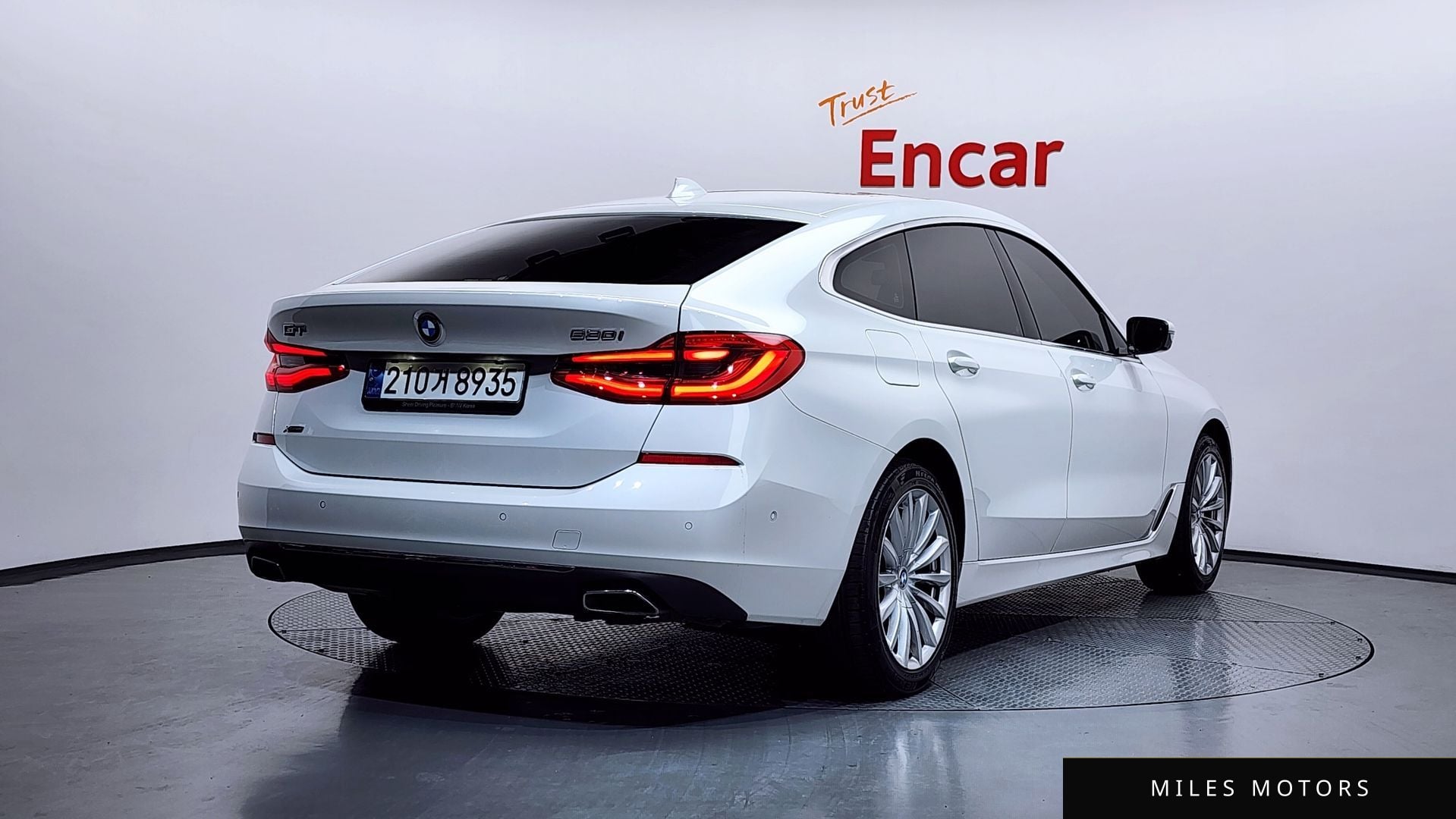 BMW 6 Series GT (G32) 2023 — миниатюра 2