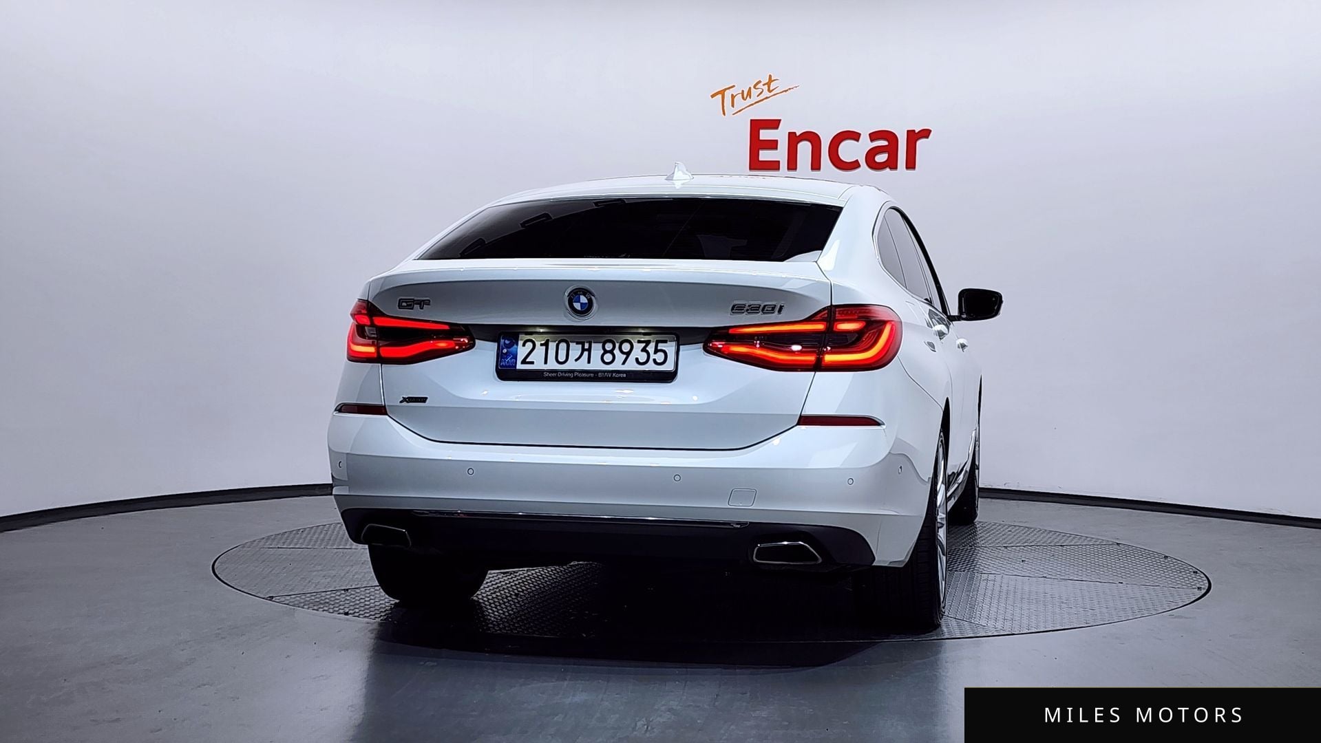 BMW 6 Series GT (G32) 2023 — миниатюра 4