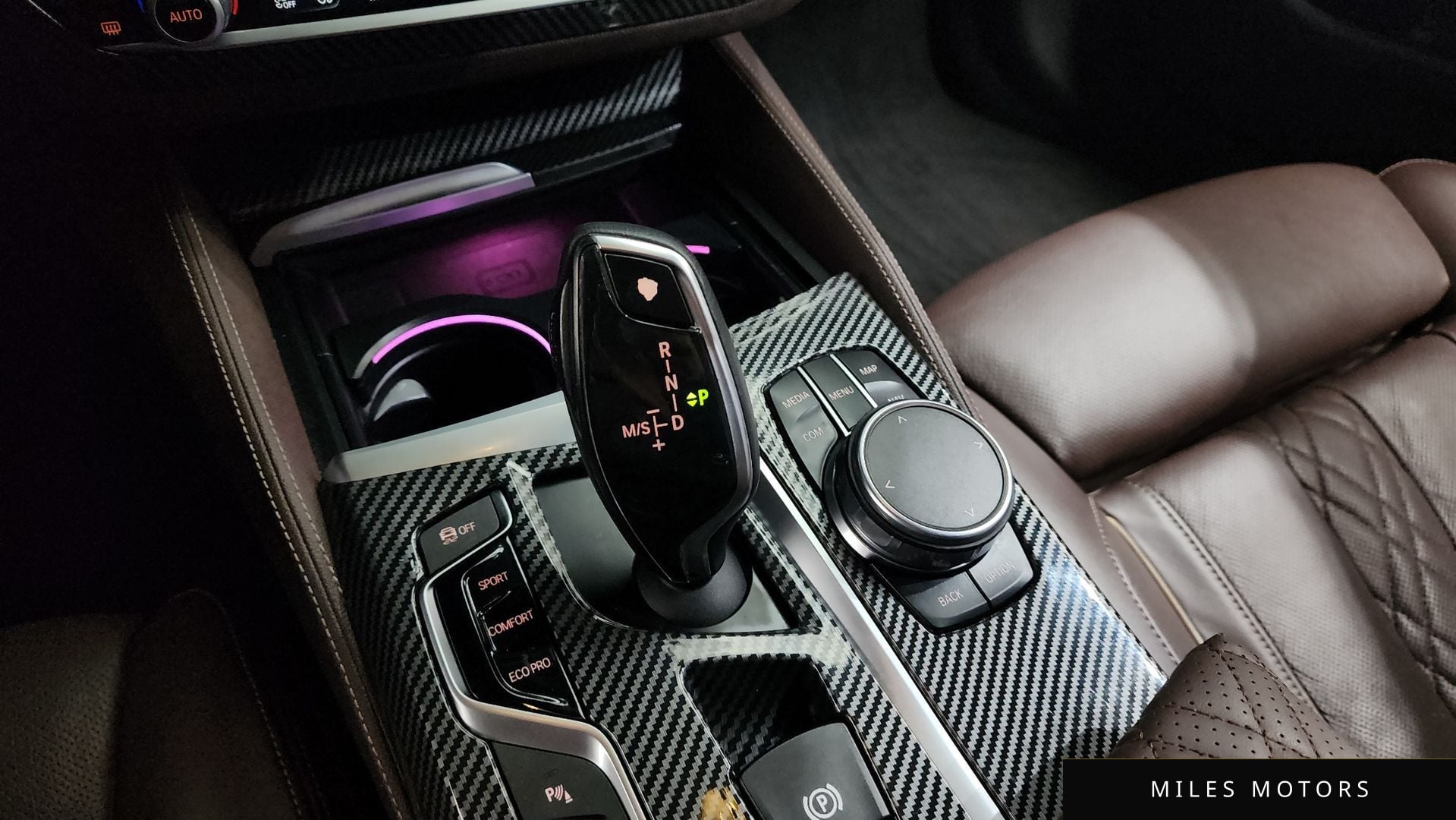 BMW 5 Series (G30) 2018 — миниатюра 9