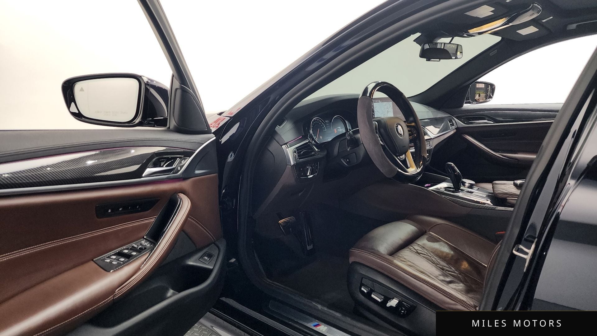 BMW 5 Series (G30) 2018 — миниатюра 10
