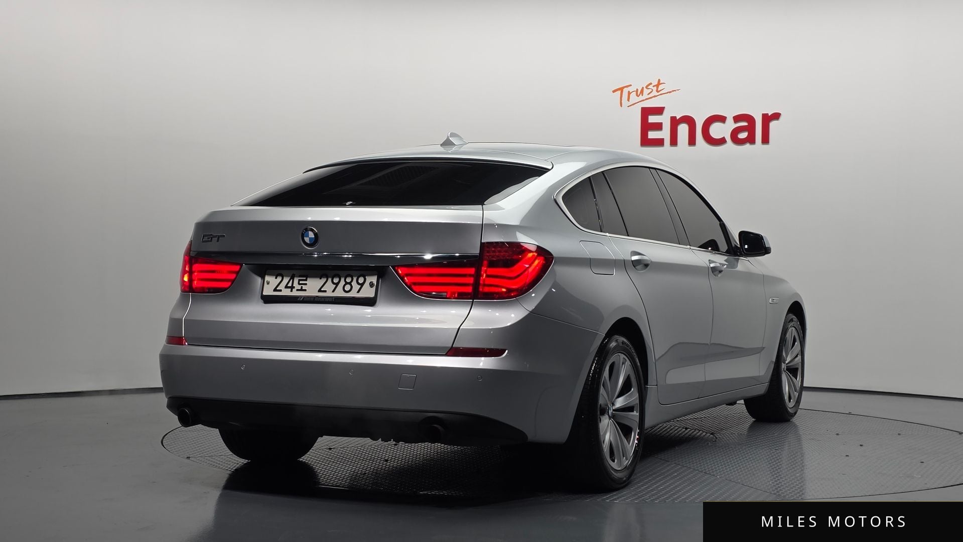 BMW 5 Series GT (F07) 2010 — миниатюра 2