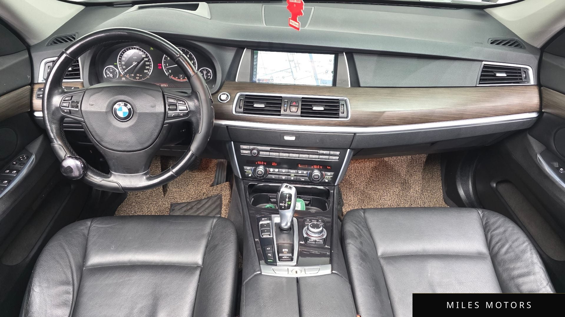 BMW 5 Series GT (F07) 2010 — миниатюра 7