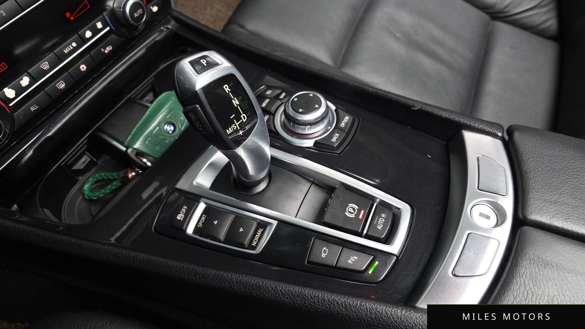 BMW 5 Series GT (F07) 2010 — миниатюра 9
