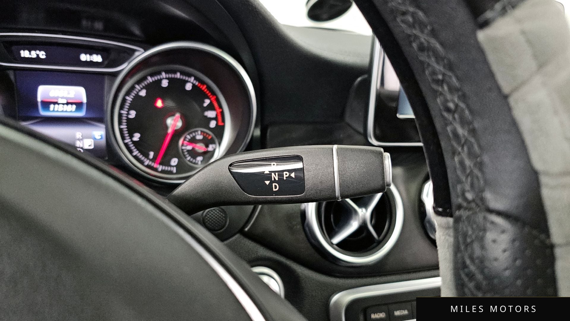 Mercedes-Benz GLA-Class X156 2018 — миниатюра 9