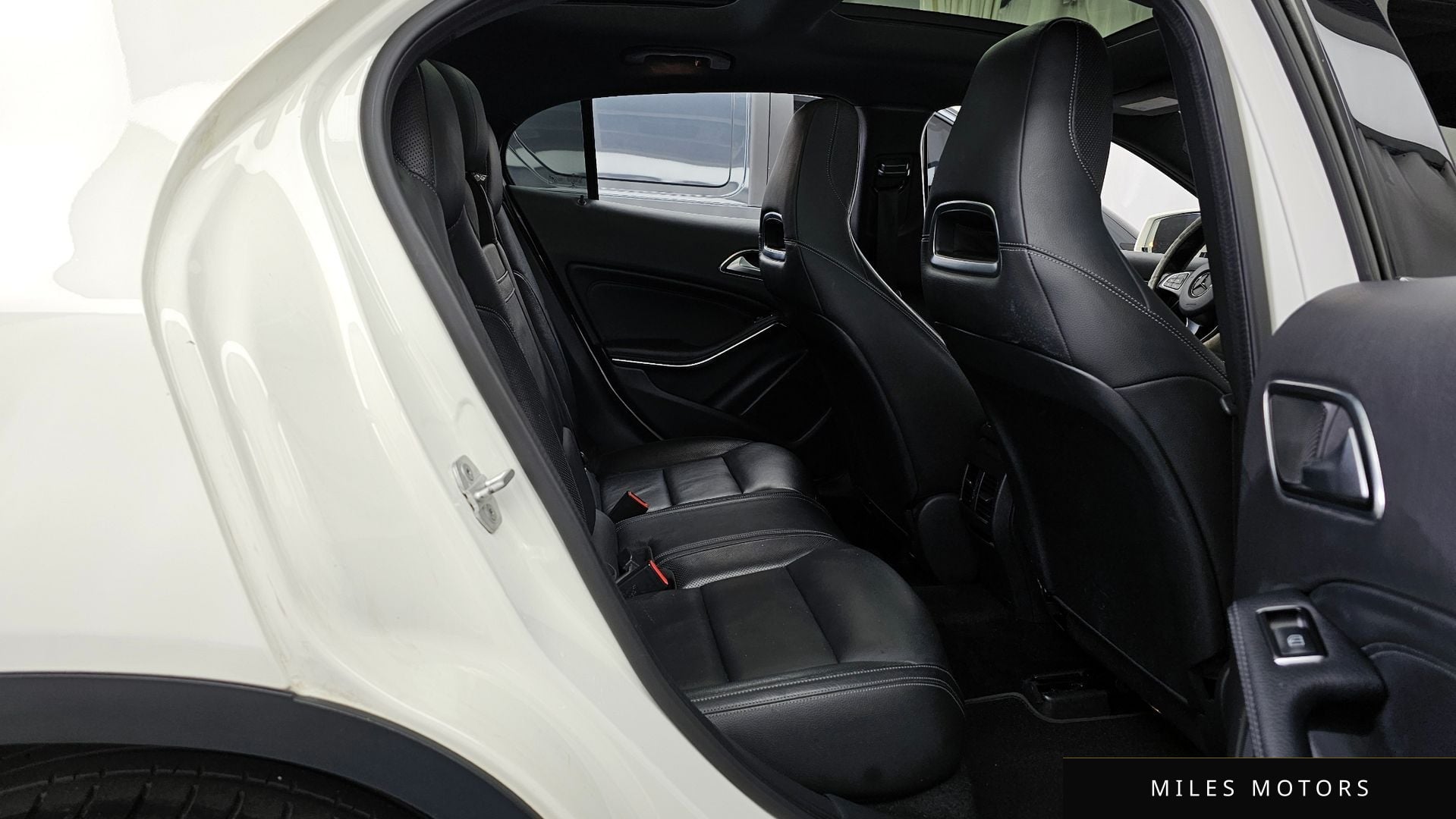 Mercedes-Benz GLA-Class X156 2018 — миниатюра 12