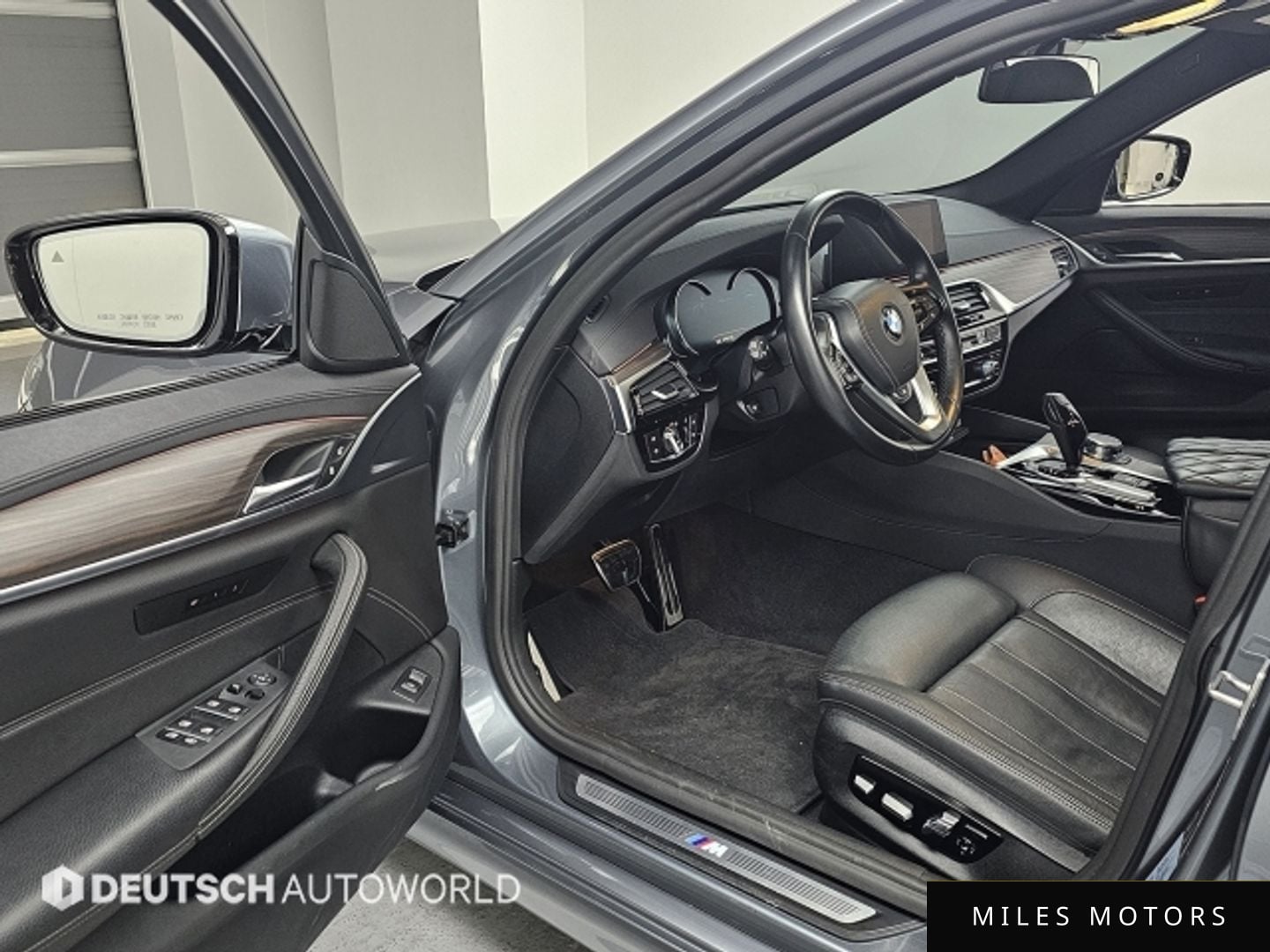 BMW 5 Series (G30) 2017 — миниатюра 11