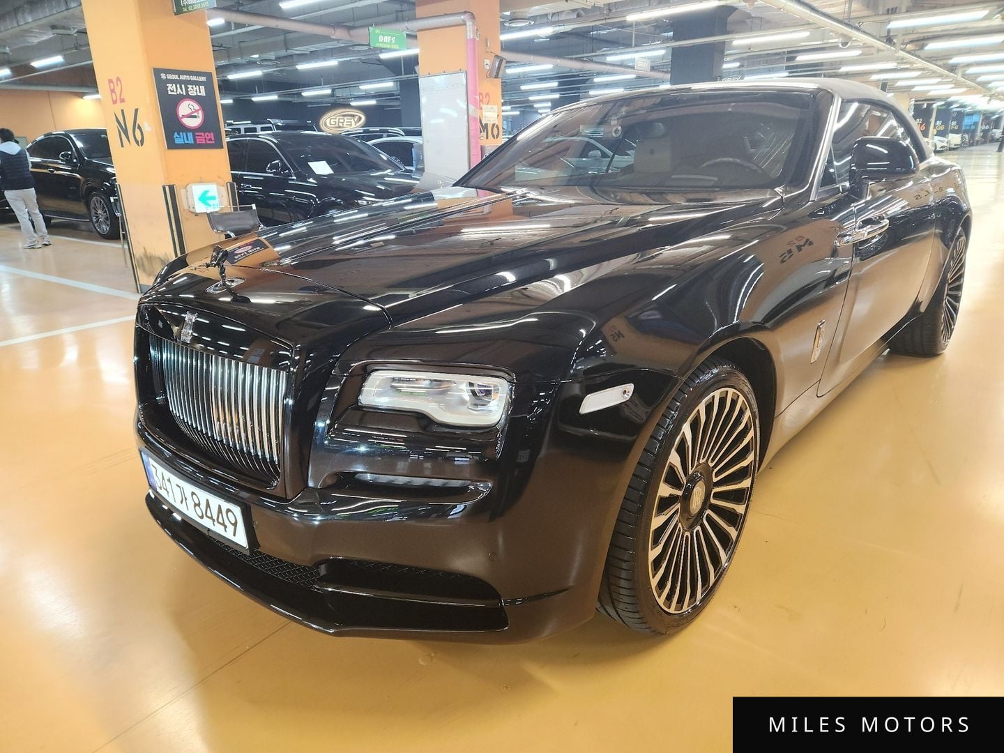 Rolls-Royce Dawn 2018 — миниатюра 2